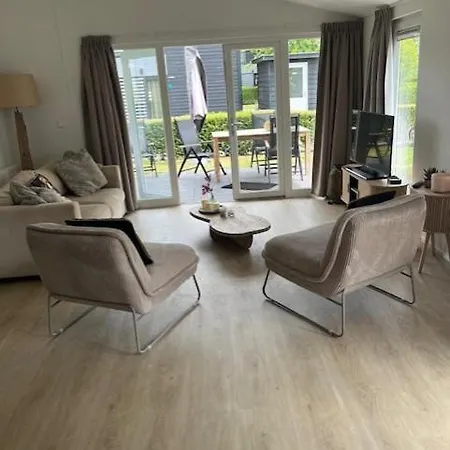 Bad Hulckesteijn Sur La 61- 4-pers Met Twee Slaapkamers En Twee Badkamers